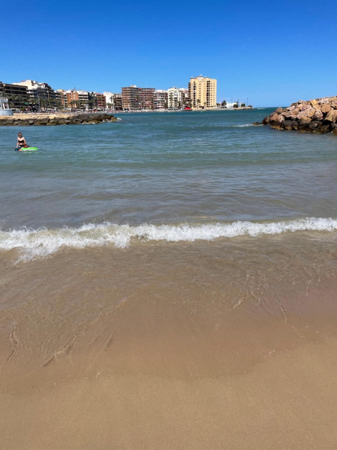 Almuden'S Green Apartment, High-Speed Free Wifi, 250M To Beach, The Center Of Torrevieja Zewnętrze zdjęcie