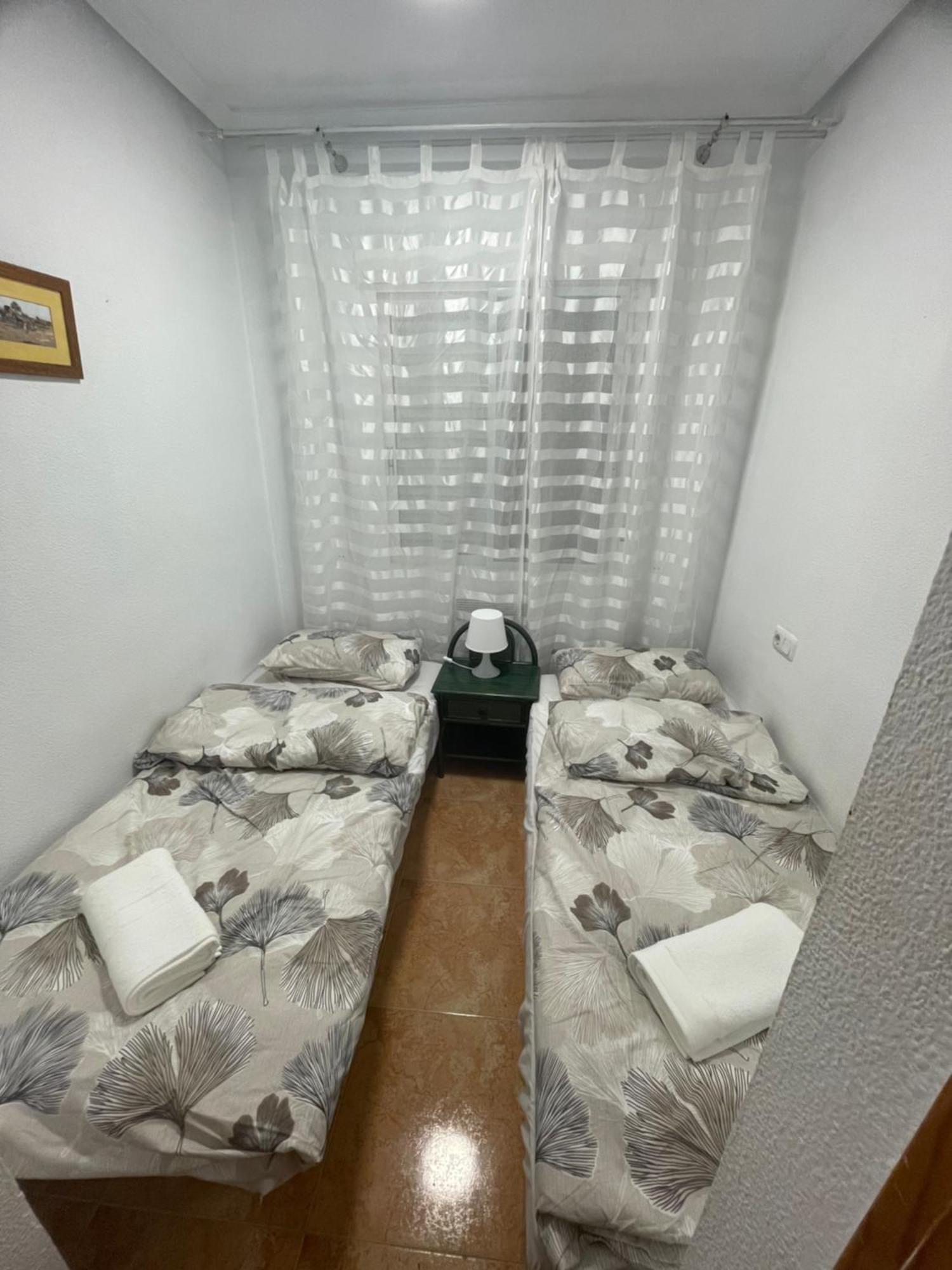 Almuden'S Green Apartment, High-Speed Free Wifi, 250M To Beach, The Center Of Torrevieja Zewnętrze zdjęcie