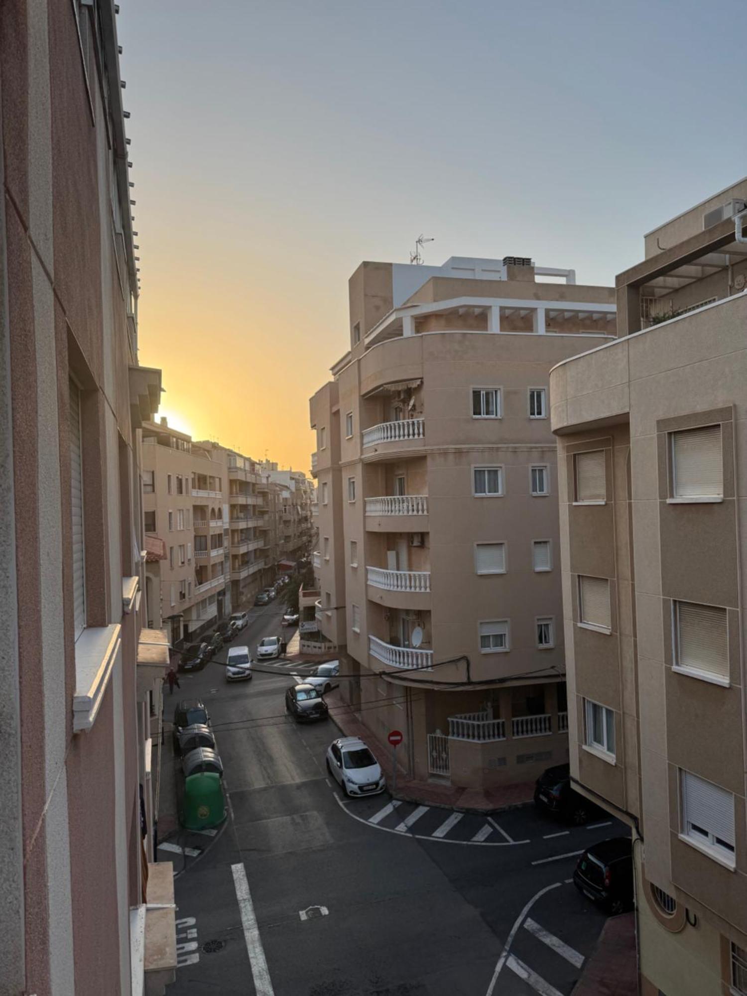 Almuden'S Green Apartment, High-Speed Free Wifi, 250M To Beach, The Center Of Torrevieja Zewnętrze zdjęcie